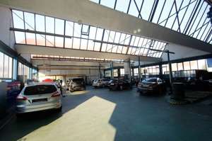 Porsche Panamera Turbo S-Vollausstattung Bild 2