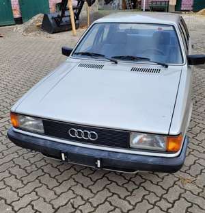 Audi 80 CL, Typ B2 Bild 2