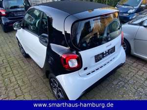 smart forTwo coupé EQ 22kW COOL AUDIO 22kW Lader Bild 2