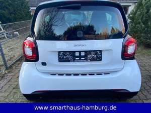 smart forTwo coupé EQ 22kW COOL AUDIO 22kW Lader Bild 3