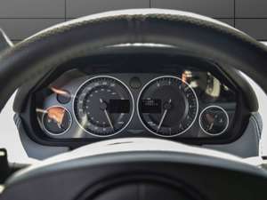Aston Martin Vantage Roadster Bild 6