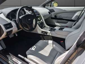 Aston Martin Vantage Roadster Bild 3
