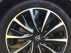 Opel Grandland X Ultimate Plug-in-Hybrid 4 Bild 3