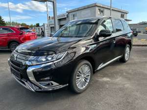 Mitsubishi Outlander 2.4 4WD Plug-In Hybrid Plus