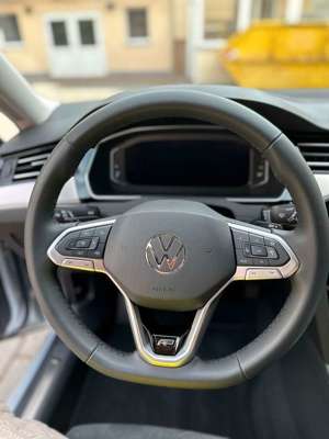 Volkswagen Passat Variant R-Line 4Motion DSG Standheizung Bild 5