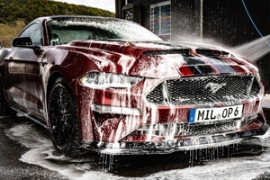 Mustang GT V8 Mietwagen Hochzeitsauto Autovermietung Sportwagen Bild 5