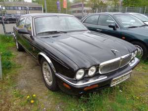 Jaguar XJ V8 *lang* Bild 2