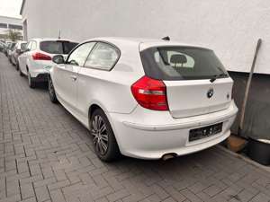 BMW 116 i Lim. Bild 4