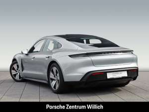 Porsche Taycan 4S Allrad Luftfederung Panorama Navi Memory Sitze Bild 2