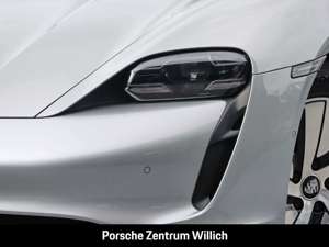 Porsche Taycan 4S Allrad Luftfederung Panorama Navi Memory Sitze Bild 4