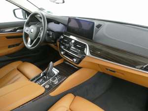 BMW 530 d Touring Luxury Line*UPE 83.790*HeadUp*Pano Bild 3