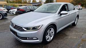 Volkswagen Passat 2.0 TDI Navi LED Kamera Leder ACC Bild 2