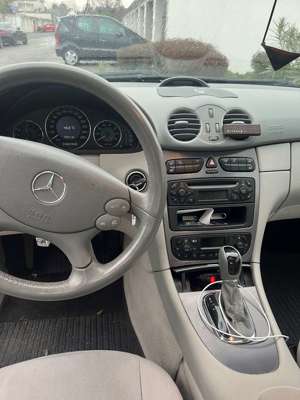 Mercedes-Benz CLK 200 Coupe Kompressor Automatik Elegance Bild 3
