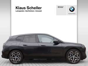 BMW iX xDrive40 Sportpaket HK HiFi DAB Pano.Dach Bild 5