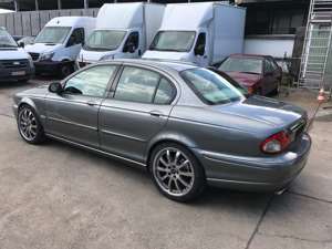Jaguar X-Type Bild 5