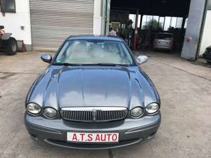 Jaguar X-Type Bild 2