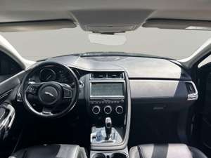 Jaguar E-Pace D180 SE Allrad Navi Leder Memory Sitze Soundsystem Bild 4