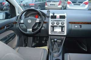 Volkswagen Touran CrossTouran 2,0 TDI **Navi**7-Sitzer** Bild 4