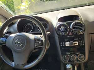 Opel Corsa 1.2 16V ecoFLEX Selection Bild 3