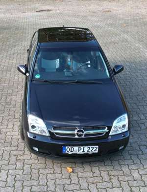 Opel Vectra Bild 2
