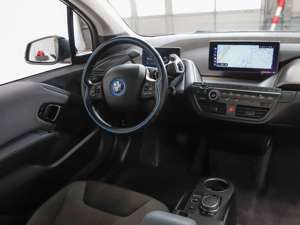 BMW i3 s (120 Ah), 135kW Navi Prof. Klimaaut. PDC Bild 5