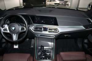 BMW X5 M d INDIVIDUAL LASER PANORAMA SOFT-CLOSE 22" Bild 4