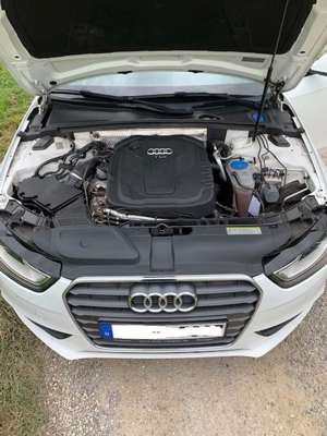 Audi A4 2.0 TDI DPF Avant Attraction Automatik Bild 5