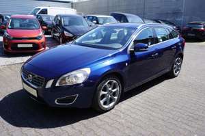 Volvo V60 Kombi 1.6 Ocean Race°Navi°Leder°PDC°Sitzhz°