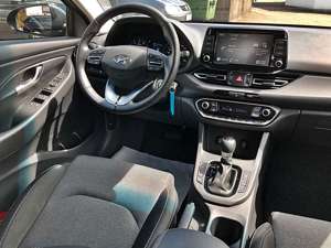 Hyundai i30 1.5 T-GDi 48V-Hybrid DCT Apple CarPlay Trend Bild 5