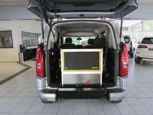 Opel Combo Life E Edition Rollstuhltr./Behinderteger. Bild 2