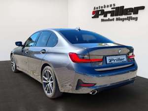 BMW 320 d xDrive Sport Line/NAVI/ACC/AHK/Laser/DAB Bild 4