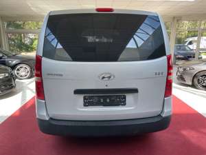 Hyundai H-1 Klima+6Sitze+2x Schiebetüren Bild 5