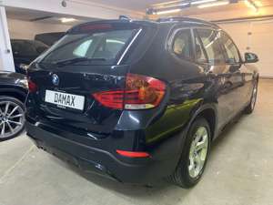 BMW X1 xDrive 18d Sport Line*KEYLESS*NAVI*XENON*LEDER Bild 3