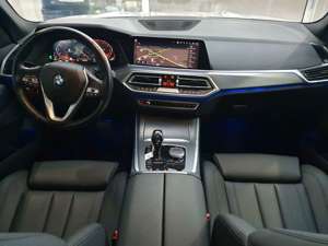 BMW X5 xDrive 30 d Panorama/20"/unfallfrei/1Hand Bild 3