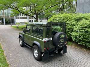 Land Rover Defender 6 Sitzer TOPFAHRZEUG ROSTFREI H-Kennzeichen neu Bild 3