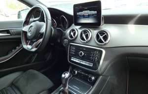 Mercedes-Benz CLA 200 AMG Panorama mntl. 300,-€ Bild 4