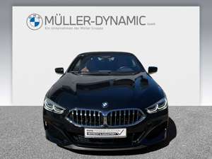 BMW M850 i xDrive Cabrio; Induktionsladen für Smartphones, Bild 2