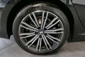 BMW 320 Touring xDrive M-Sport NAV+LED+PANO+LC+18ZO Bild 3