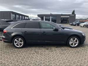 Audi A4 Avant TDI "Sport", NP: 72.500 € Panoramadach Bild 3