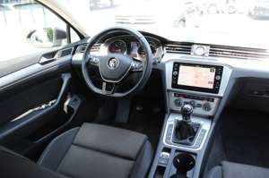 Volkswagen Passat Variant 2,0 TDi, Euro6, Navi, AHK, Tüv:Neu, Klimaaut. Bild 5