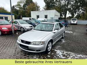 Opel Vectra 2.0  Edition Klima AHK Automatik TÜV NEU Bild 1