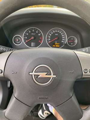 Opel Vectra 2.2 Bild 5