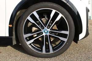 BMW i3 120Ah Sportpaket NaviProf  DAB LED Tempomat Bild 5