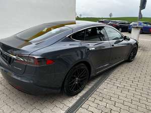 Tesla Model S Dual Motor Allradantrieb Bild 3