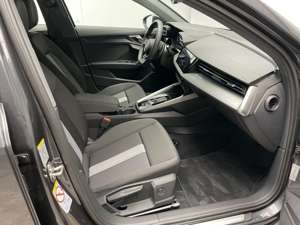 Audi A3 Sportback 35 TDI S-tronic Advanced Klima Navi Bild 4