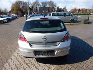 Opel Astra H Lim. Basis KLIMA*CD*1.HAND*105.000KM* Bild 5