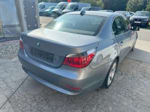 BMW 545 545i Bild 3