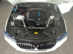 BMW 530 e M Sport T AHK+Laser+HuD+Pano+BW+ParkPLUS Bild 4