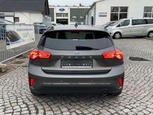 Ford Focus Lim. CoolConnect*LED*Standheizung*Winter* Bild 5
