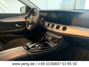 Mercedes-Benz E 300 E300 de Exkl LED Comand HeadUp Distr+Widescr Kam Bild 4
